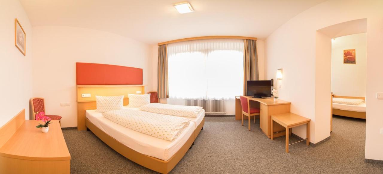 Hotel Gasthof Stefansbruecke Mutters Quarto foto